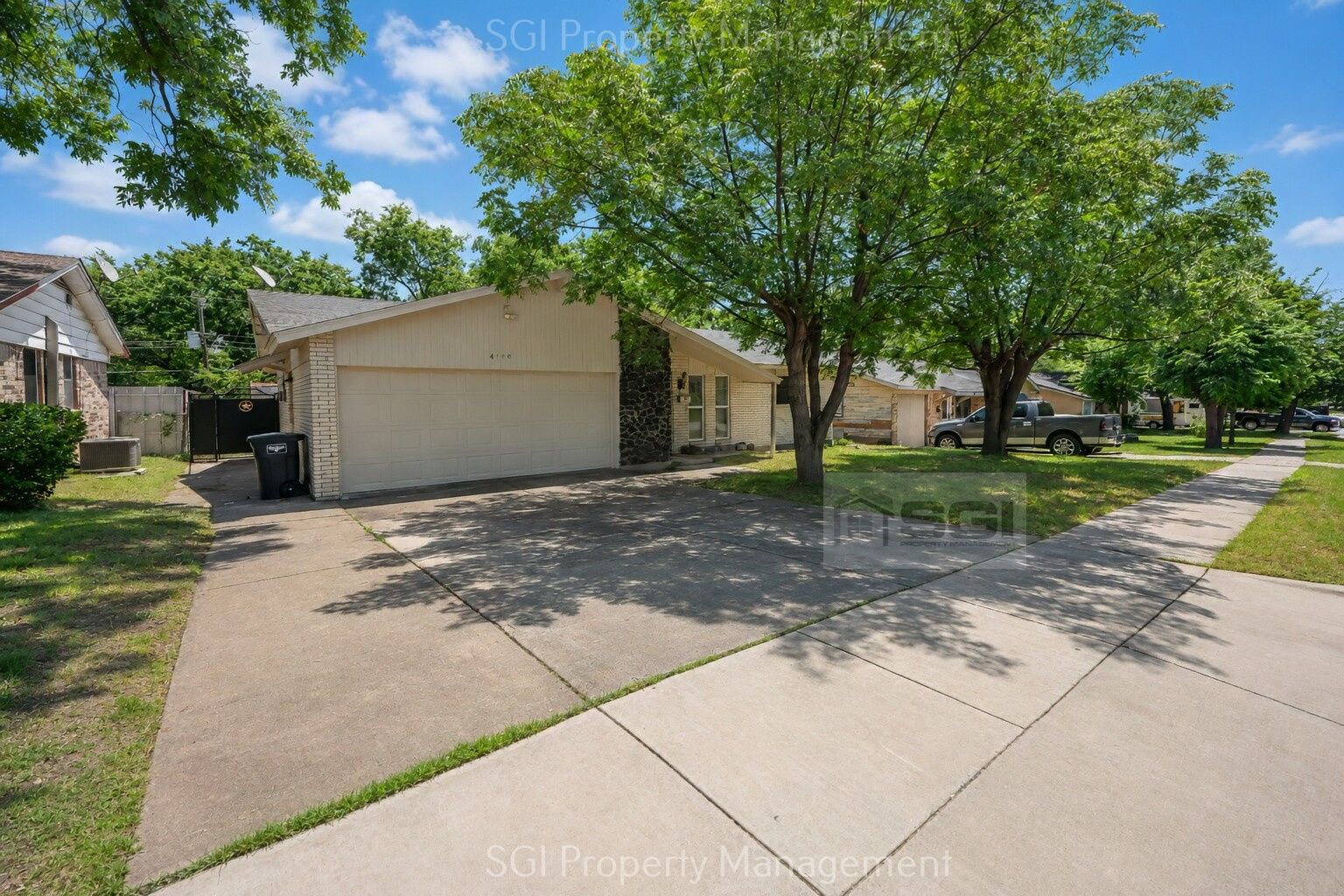Fort Worth House: 4709 Fair Park Blvd