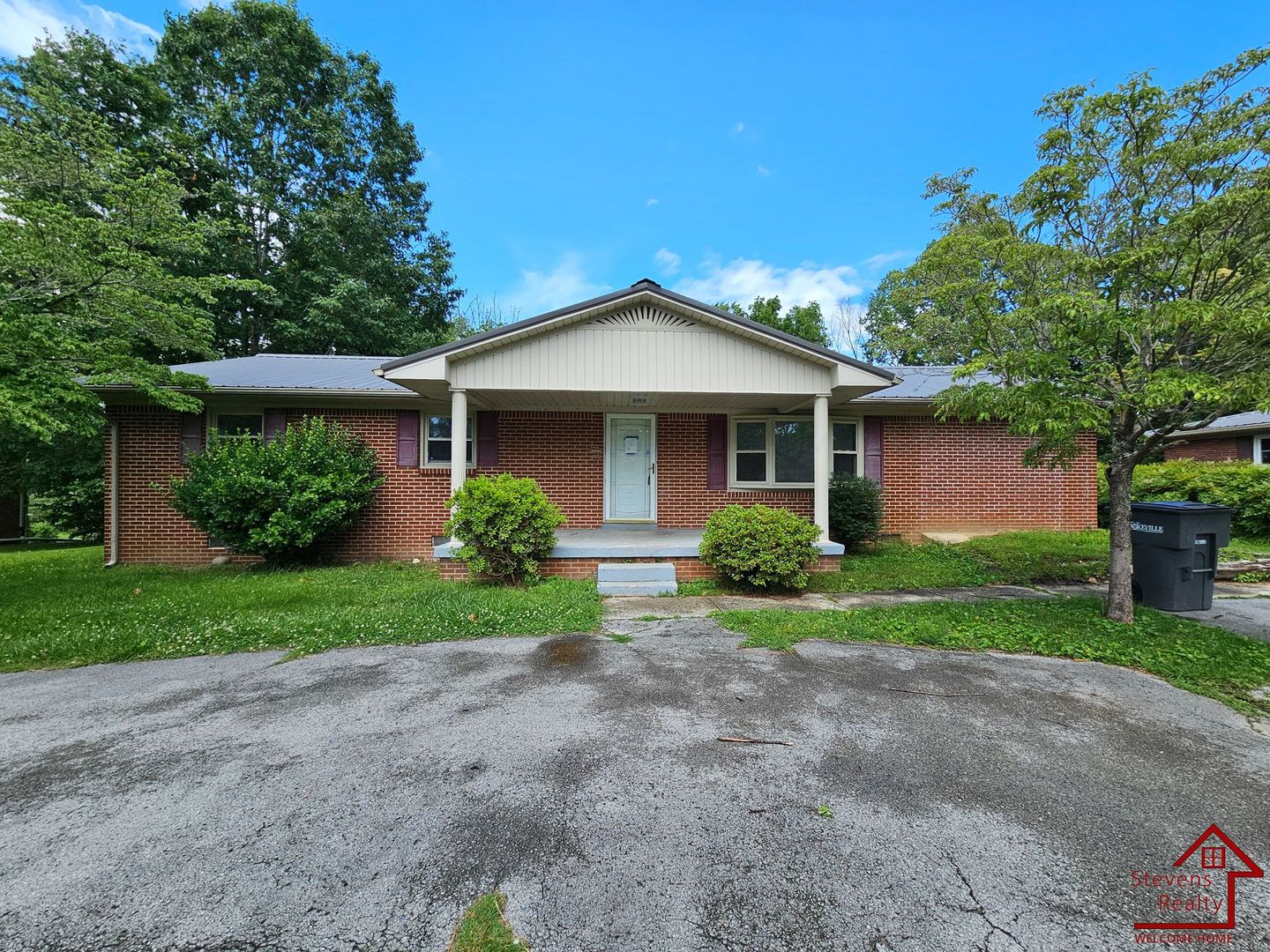 Cookeville House: 412 Wedgewood St