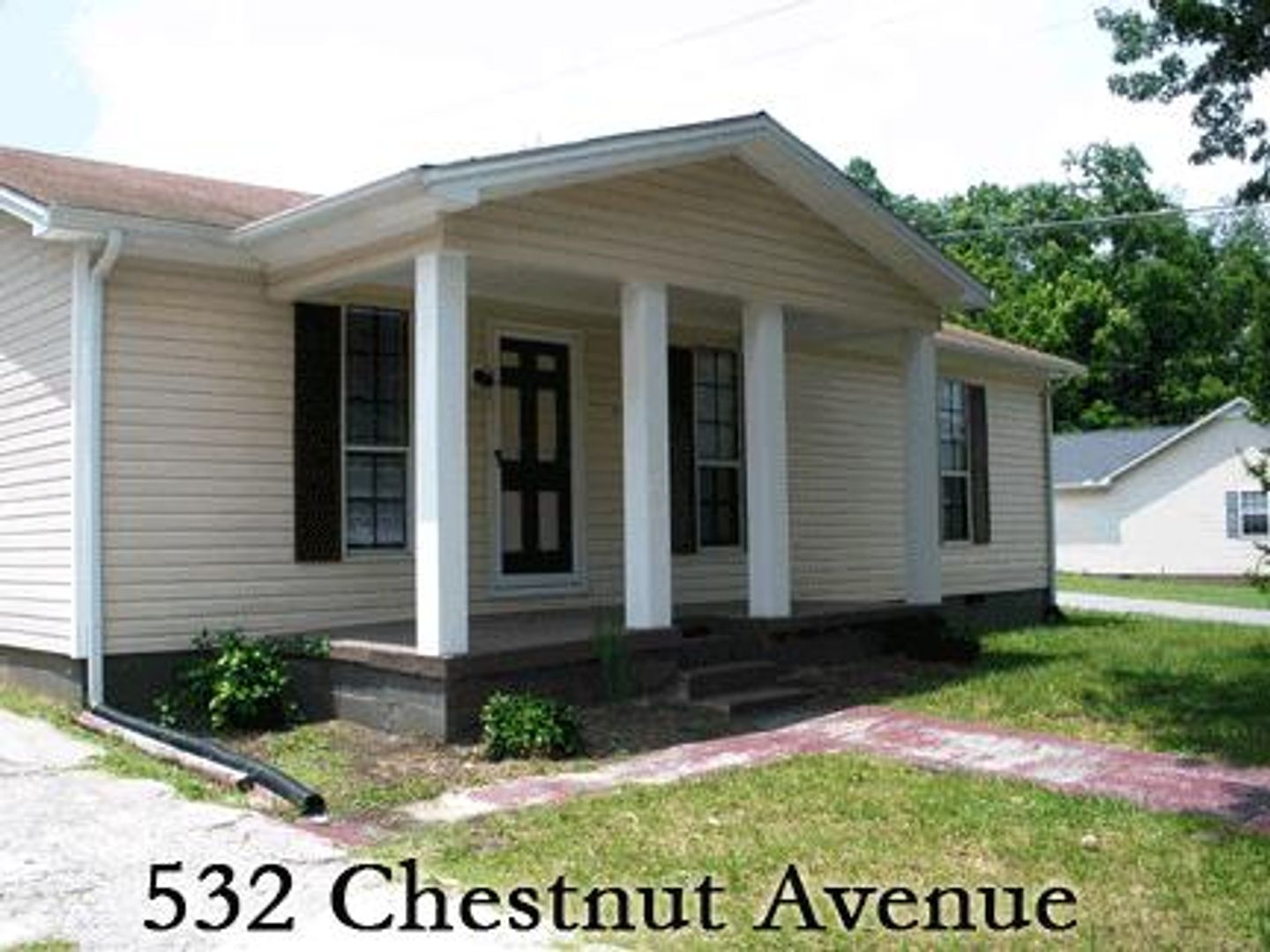 Cookeville House: 532 Chestnut Ave