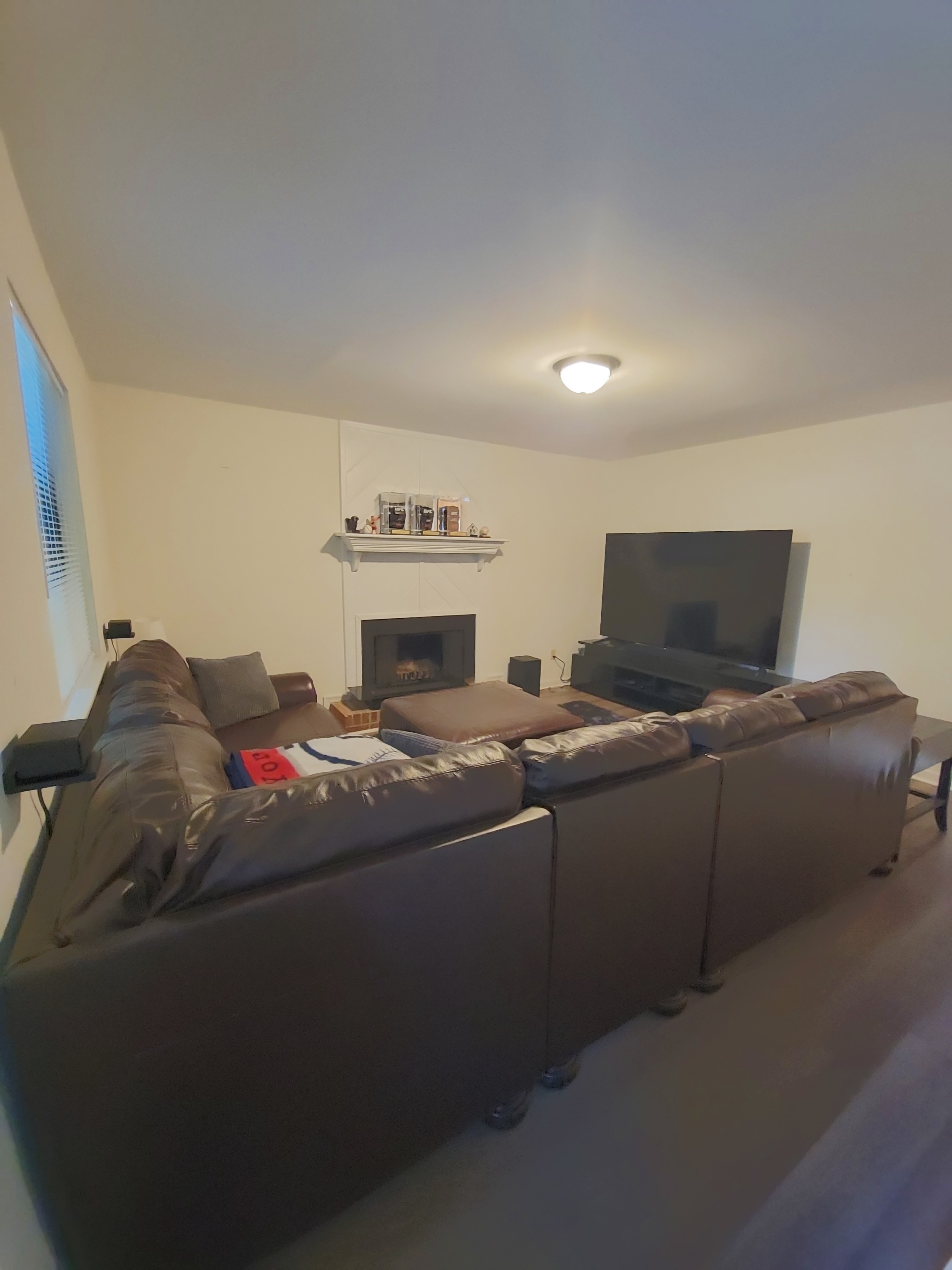Raleigh House: 102 Bramble Ct