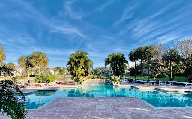 St. Petersburg Condo: 10265 Gandy Blvd N