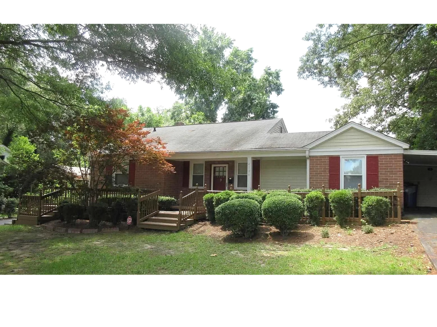 Columbia House: 4126 Beecliff Drive