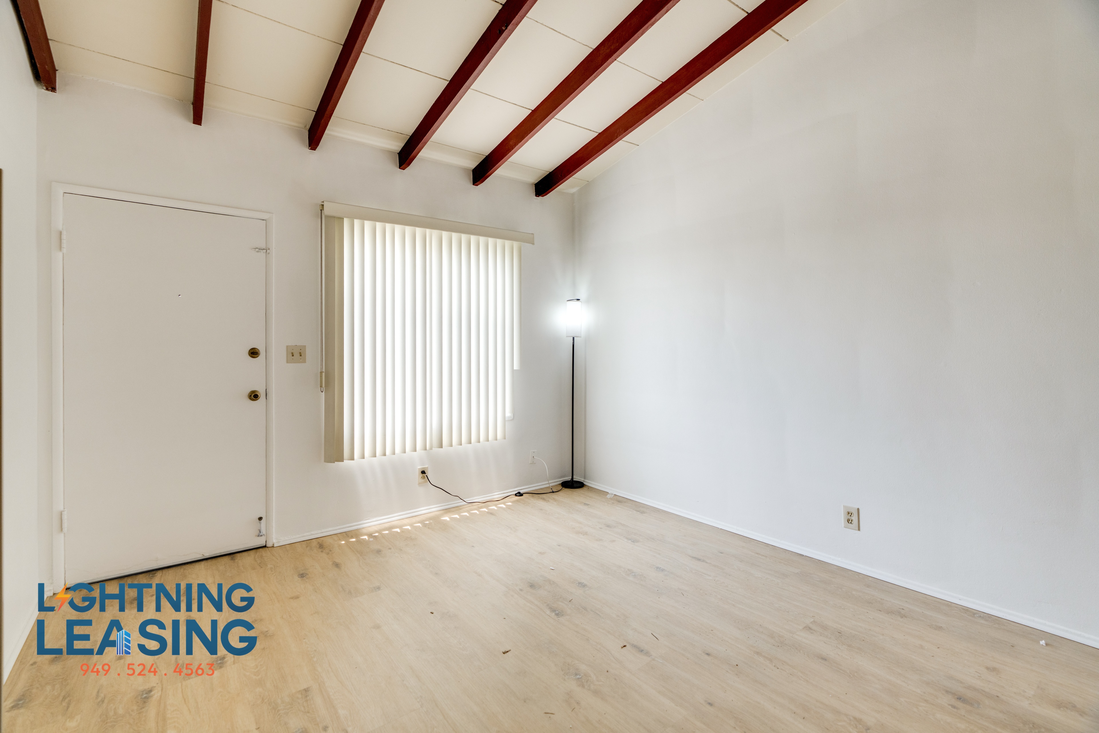 Panorama City Condo: 7910 Willis Ave