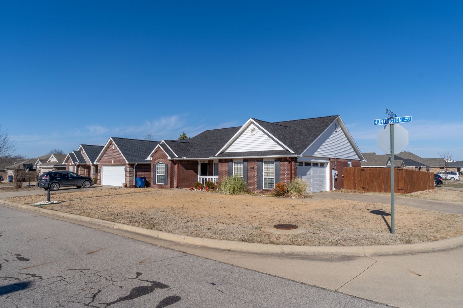 Fort Smith House: 7827 Huntington Way