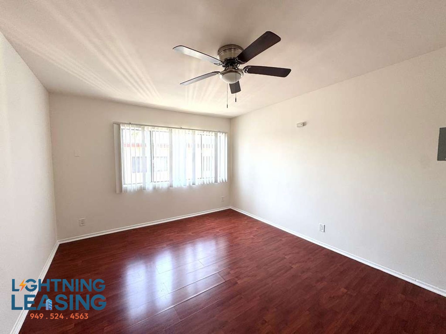 Los Angeles Condo: 946 S Carondelet St