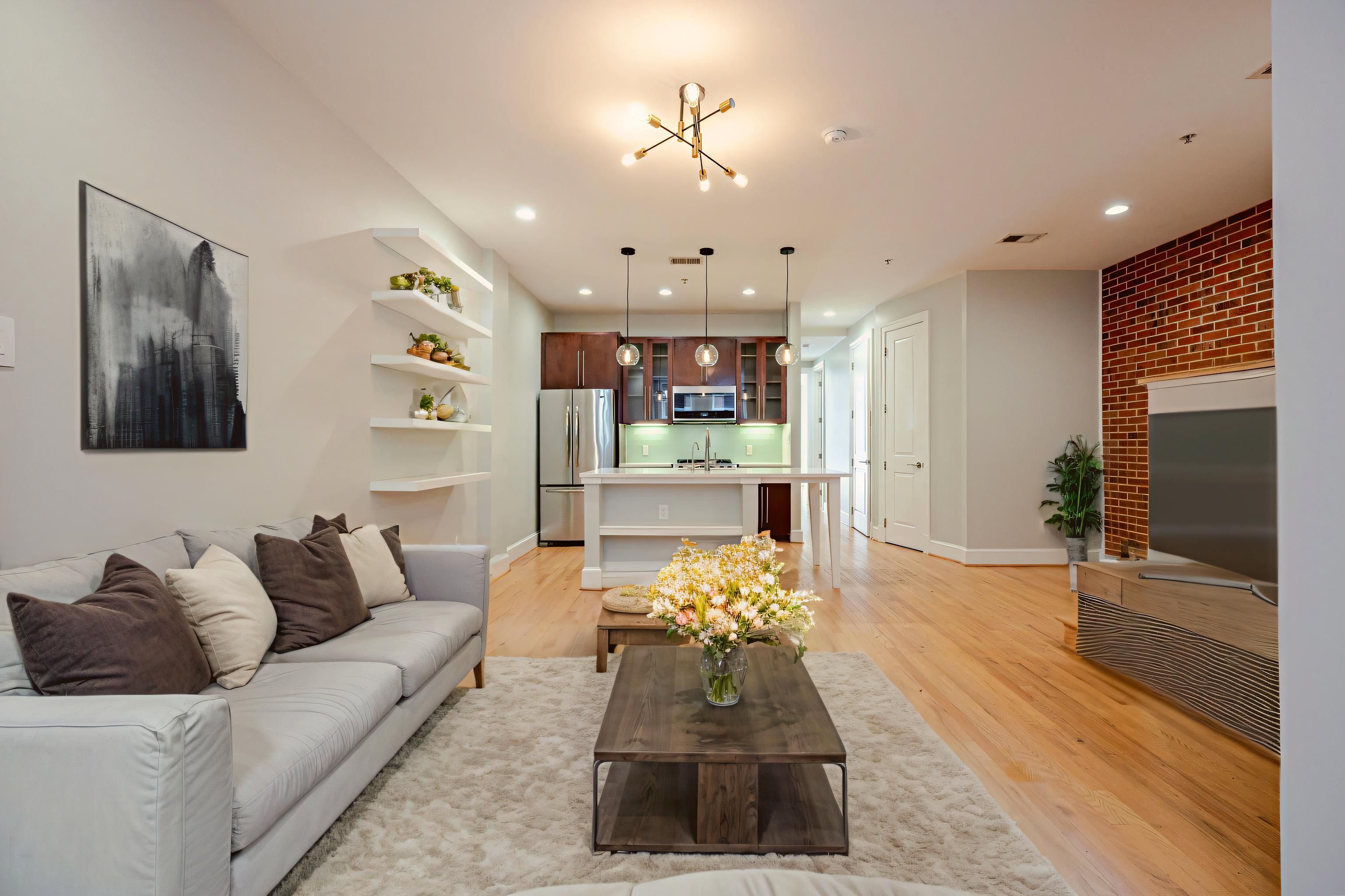 Washington Condo: 444 M St NW
