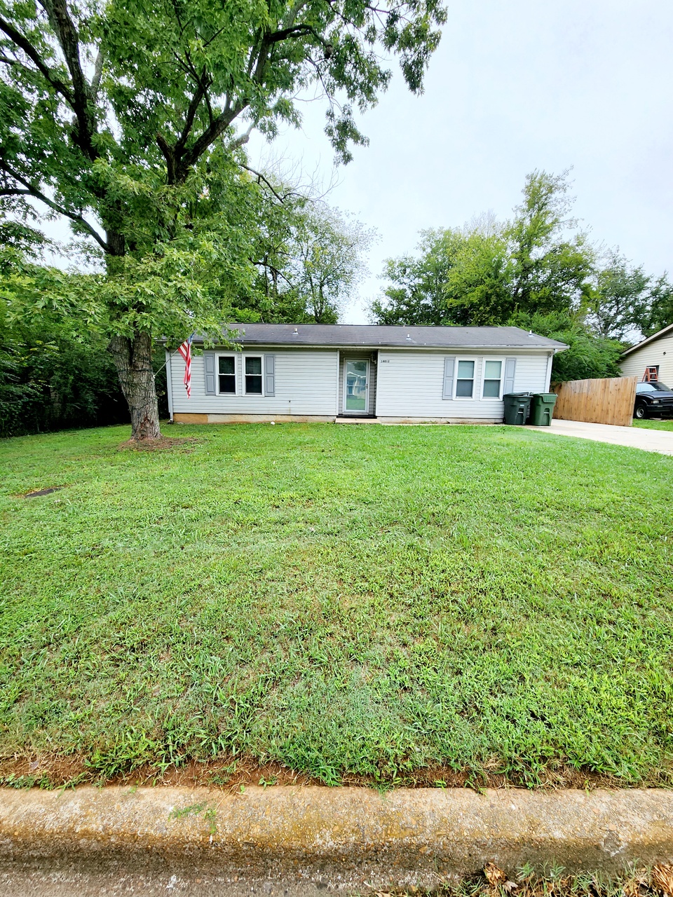 Huntsville House: 14012 Hurstland Dr SW