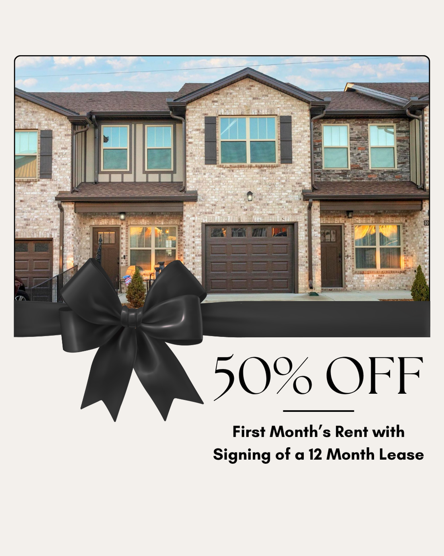 Lebanon House: 1003 Villa Cir