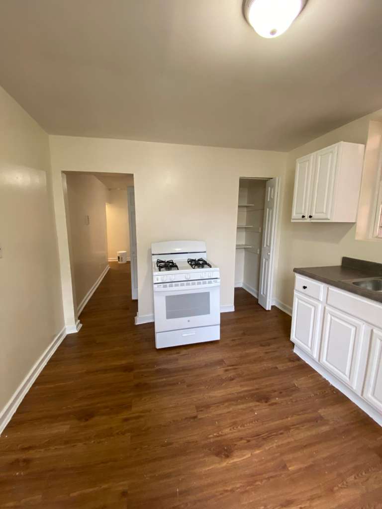 Yonkers Condo: 117 Ludlow St