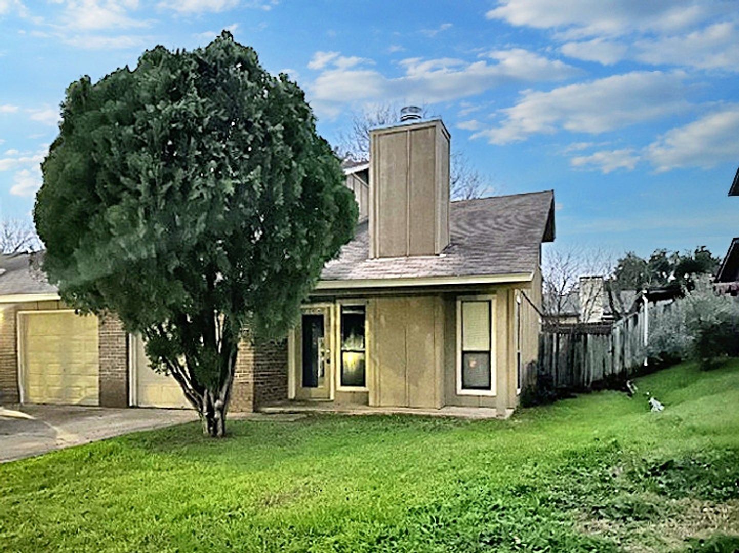 Austin Condo: 8104 Hood Circle