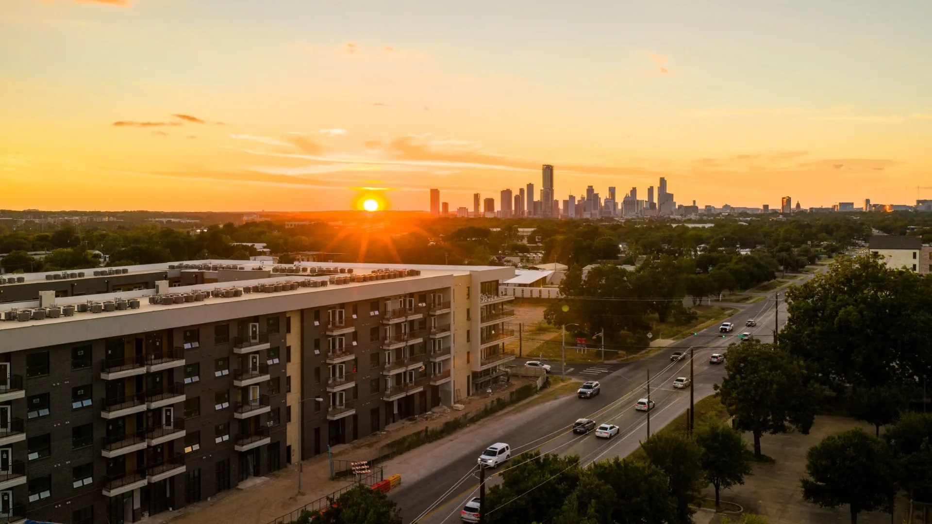 Austin Condo: 5117 E 7th St