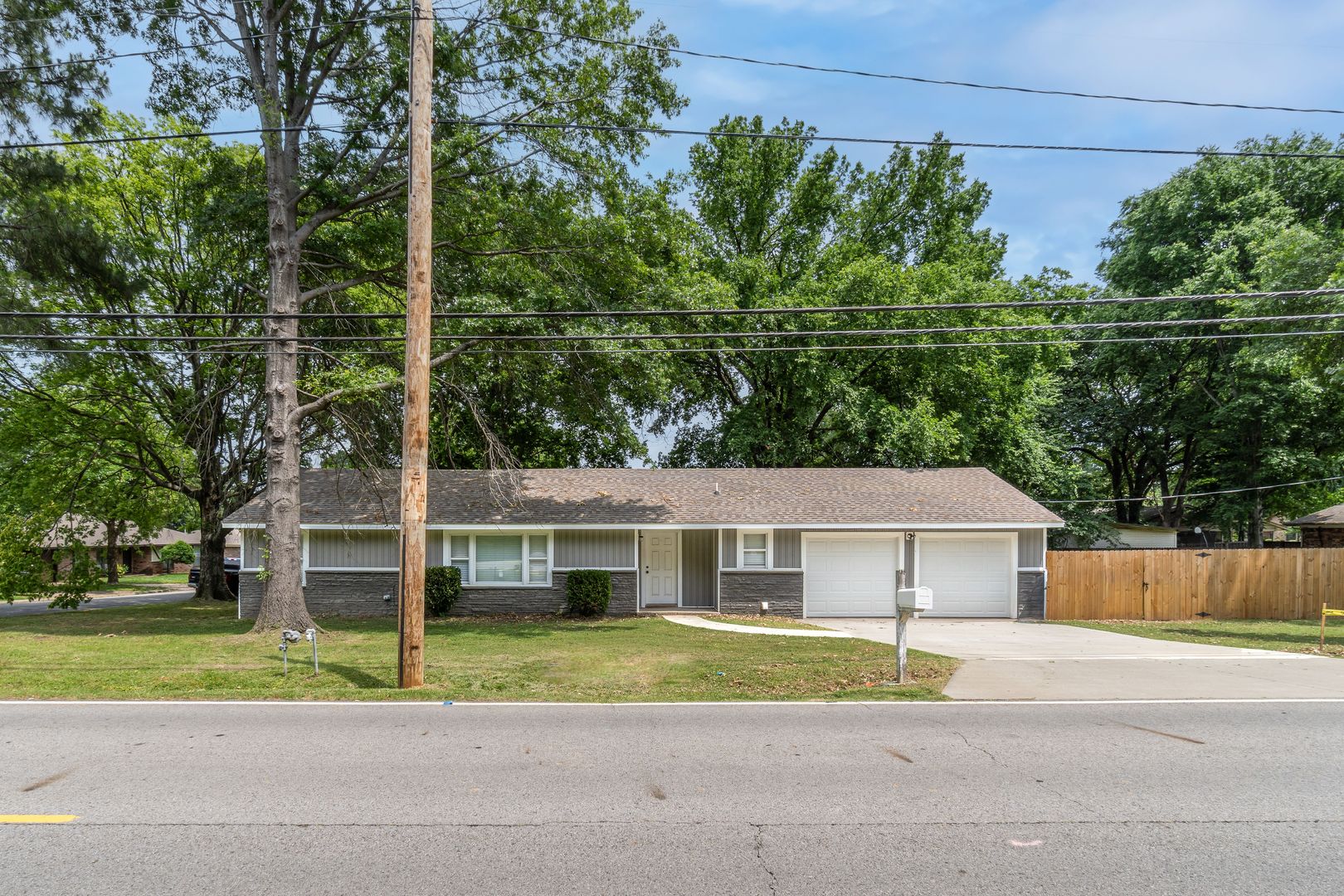 Fort Smith House: 2305 S.46th Street
