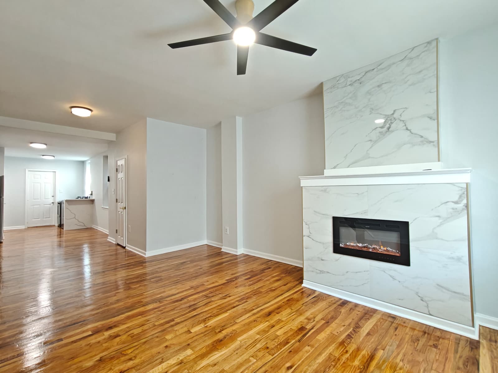 Philadelphia Townhome: 273 S Cecil St