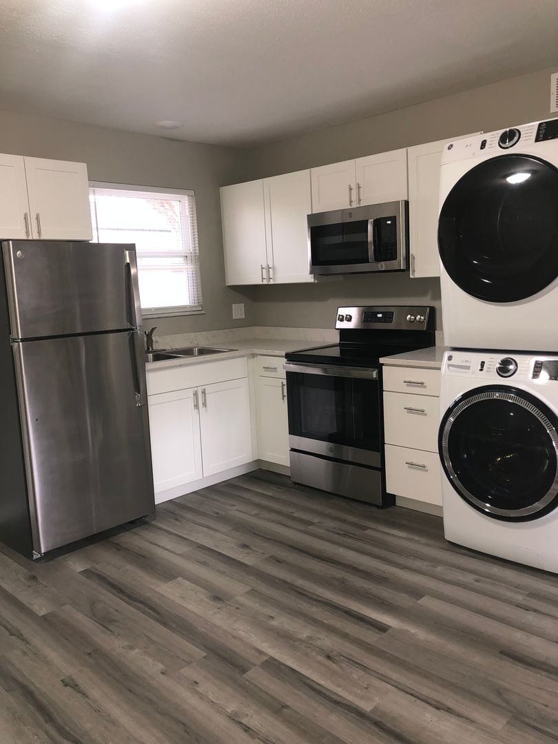 Troy Condo: 207 John Street