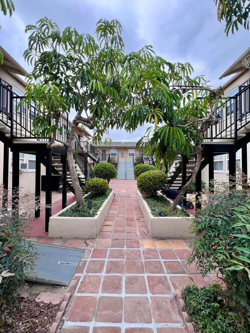 San Diego Condo: 4720-34 Wilson Ave