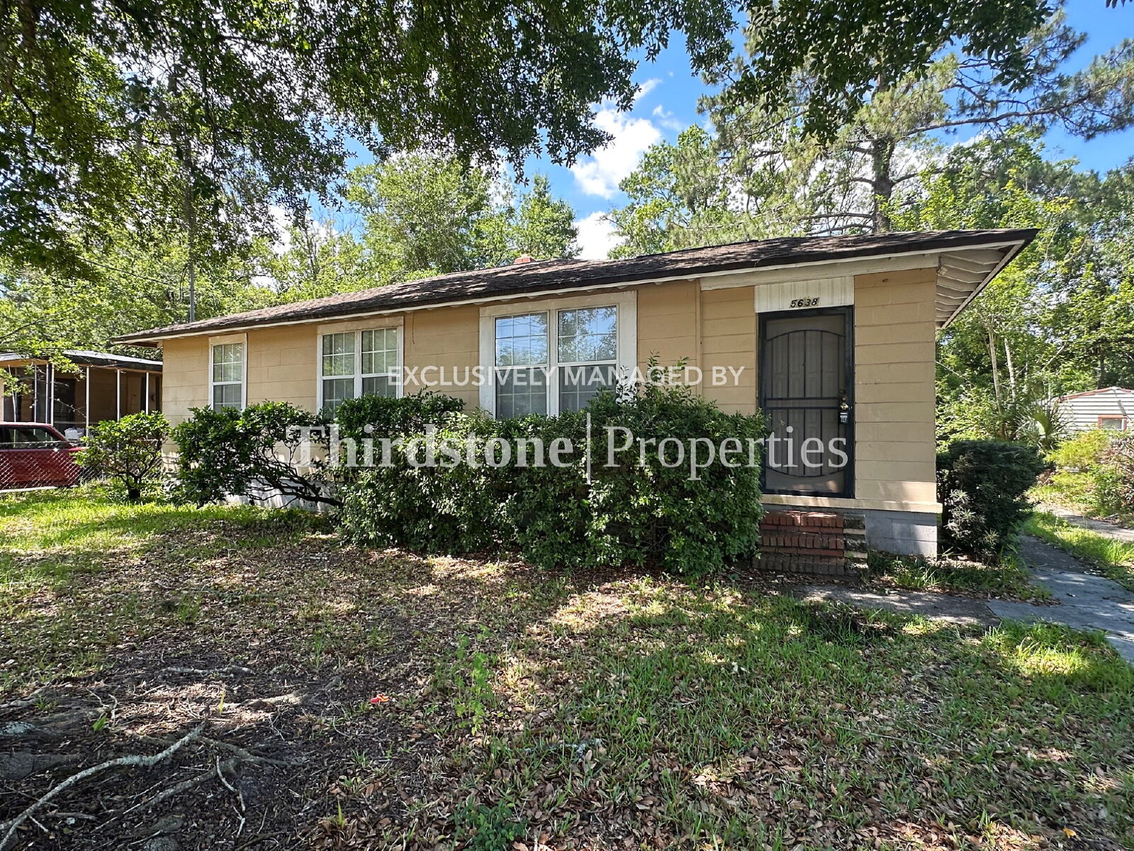 Jacksonville House: 5638 Vernon Rd