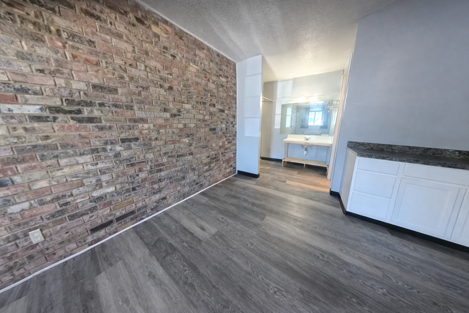 Columbus Condo: 401 N. East Avenue