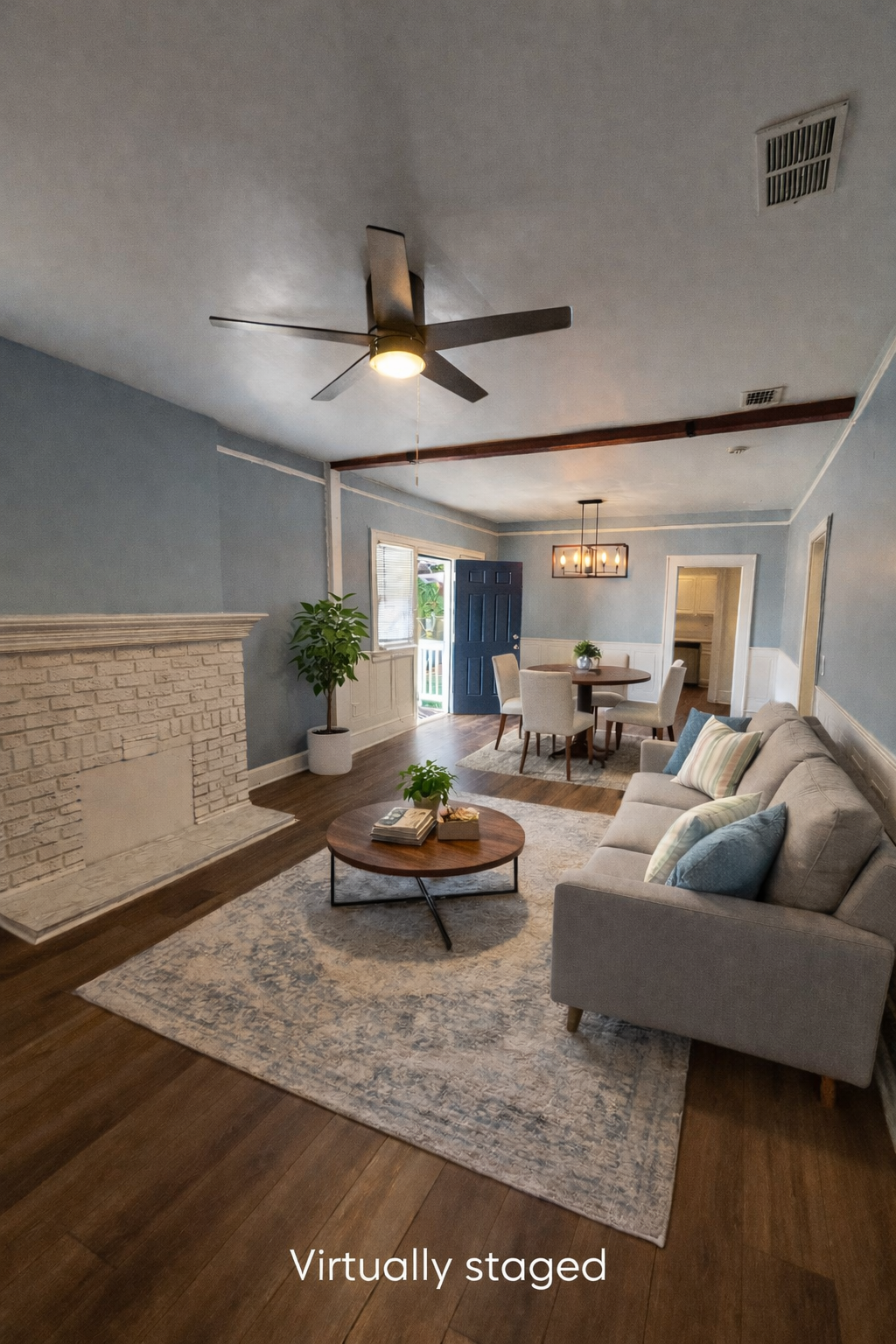 Jacksonville House: 2526 Phyllis St