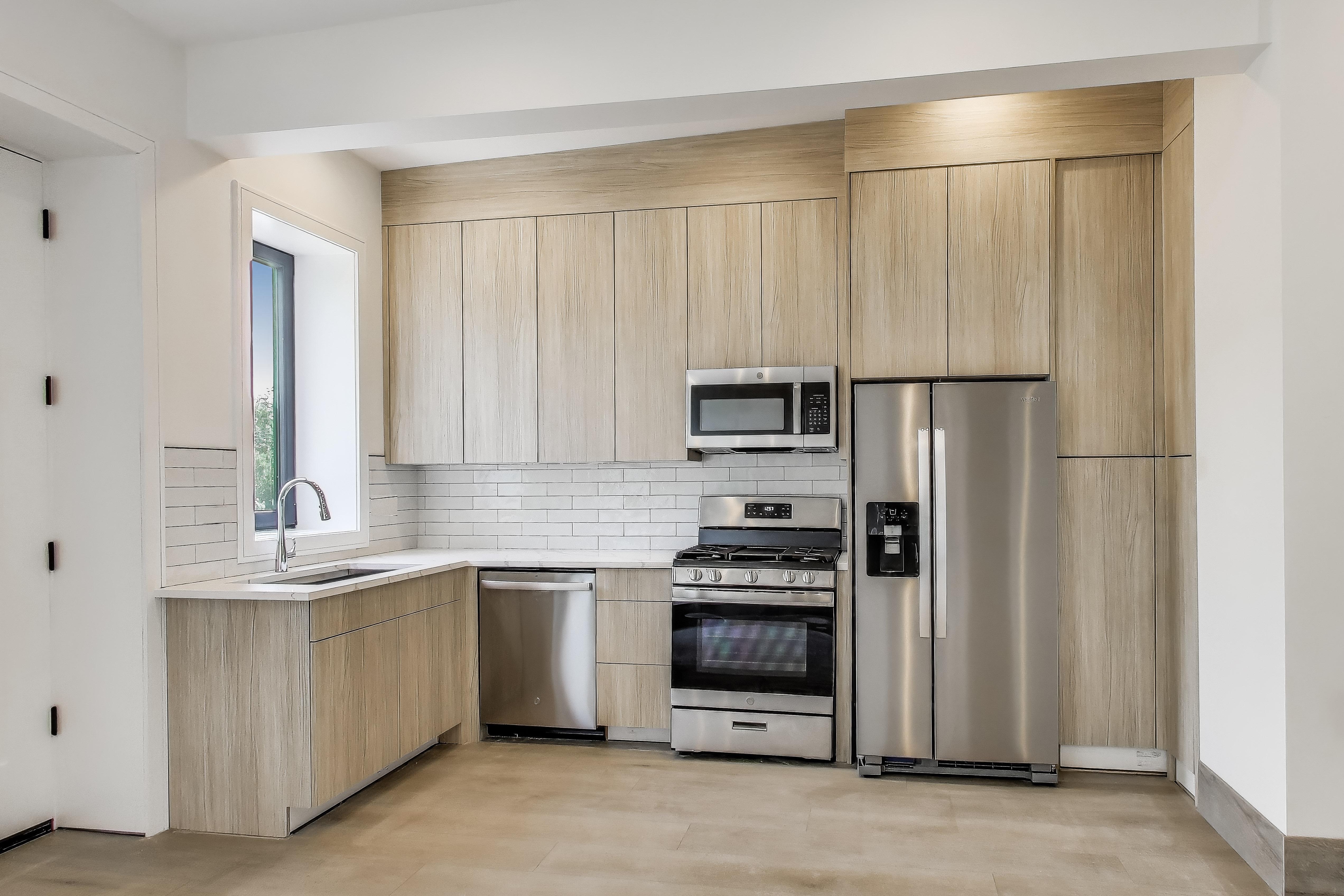 Chicago Condo: 2437 North Ashland.
