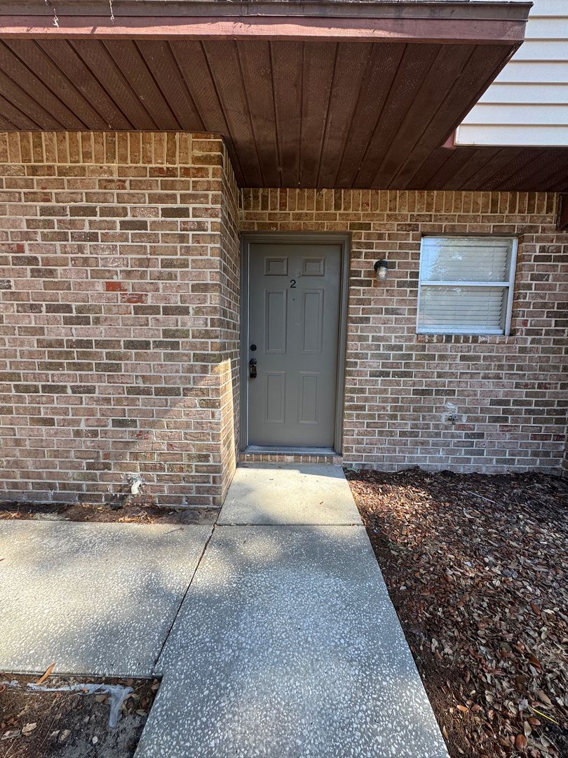Leesburg Condo: 1197 Bentley Road