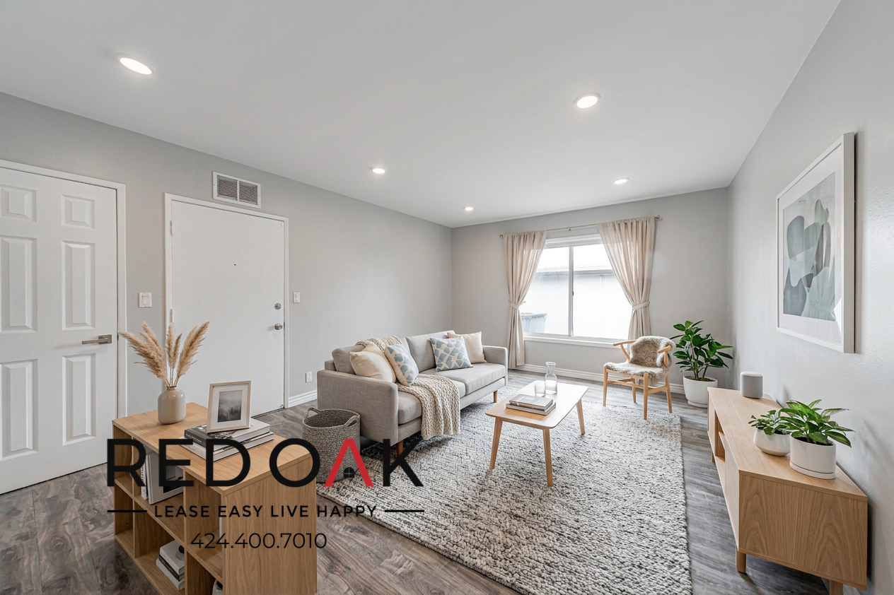 Los Angeles Condo: 2011 Chariton St
