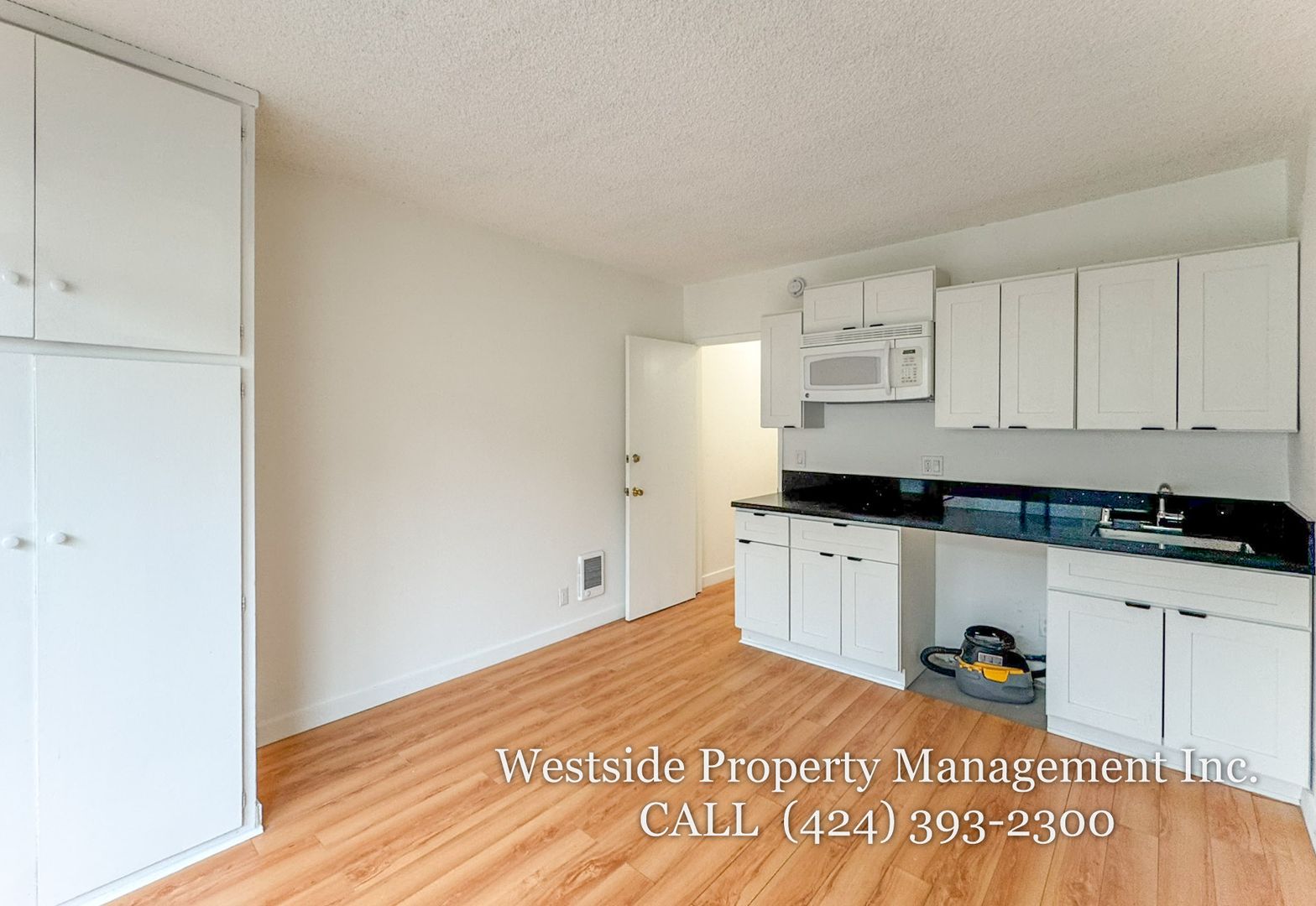 Los Angeles Condo: 3536 Hughes Ave