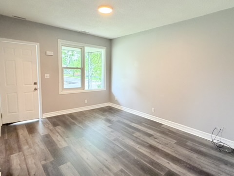 Windsor Condo: 506 Aylmer Ave