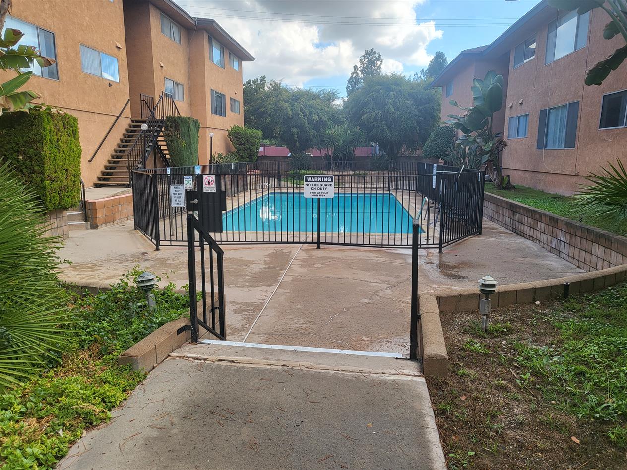 Montebello Apartment: 528 N. Taylor Avenue