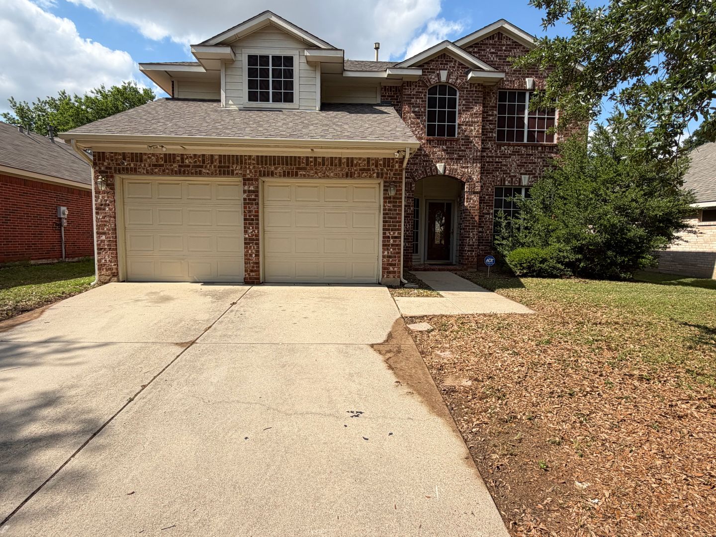 Grand Prairie, House: 2818 Liverpool Ln