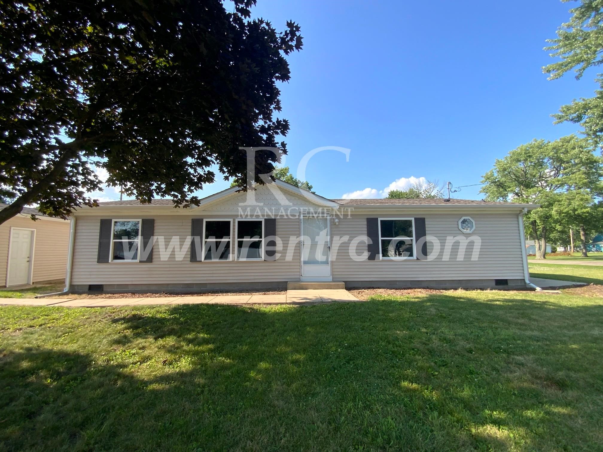 Tilton House: 911 Central