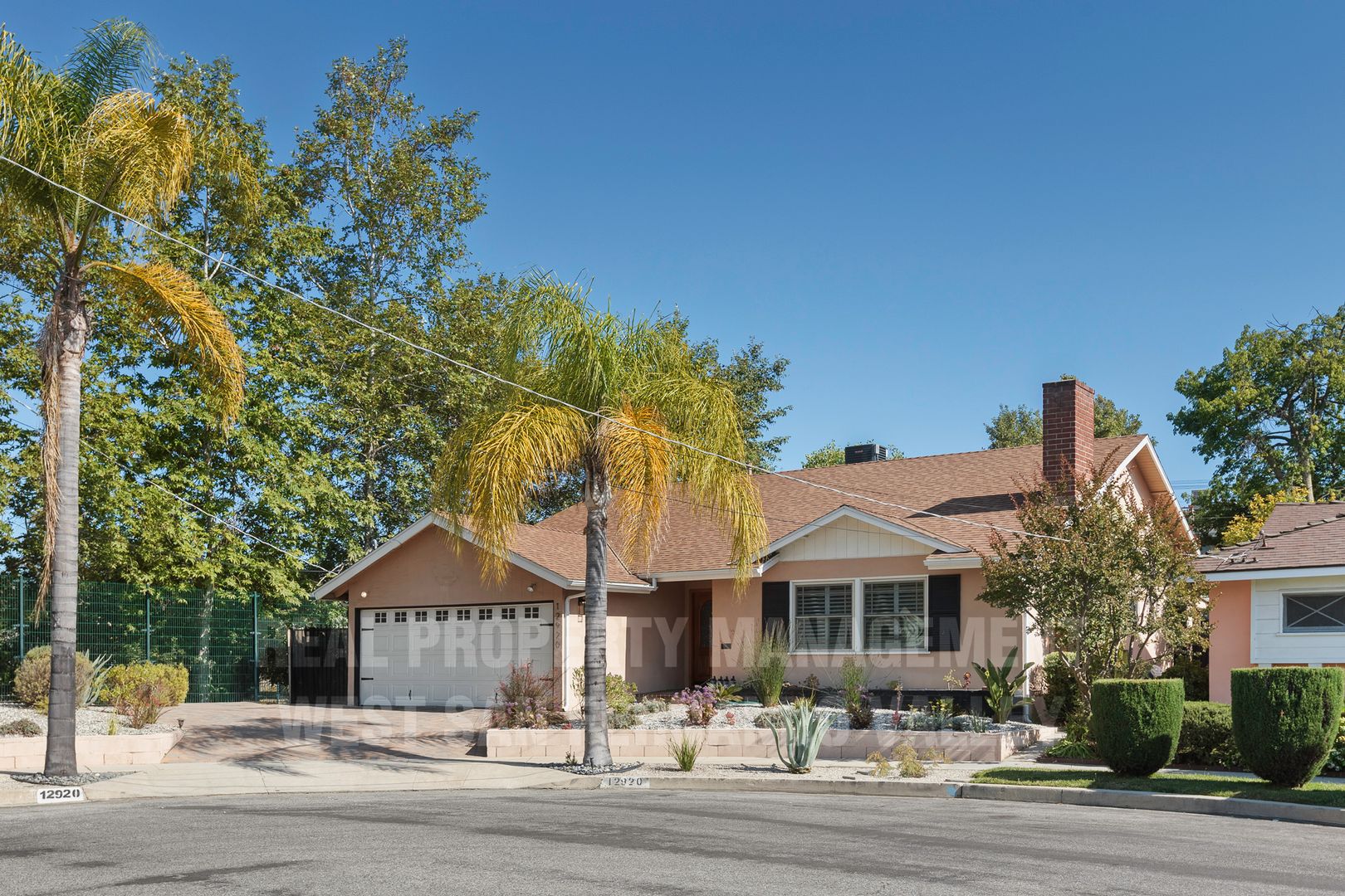 Van Nuys House: 12920 Aetna St.