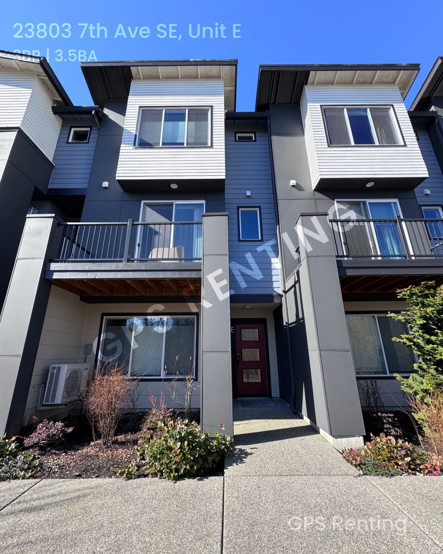 Bothell Townhome: 23803 7th Ave SE