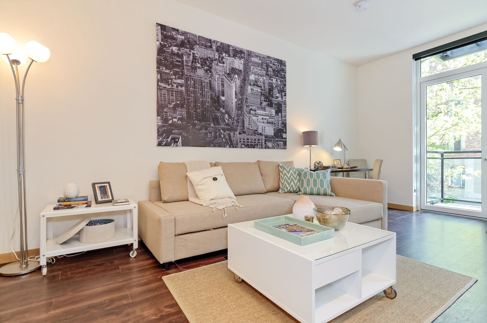 Seattle Apartment: 500 Belmont Ave E