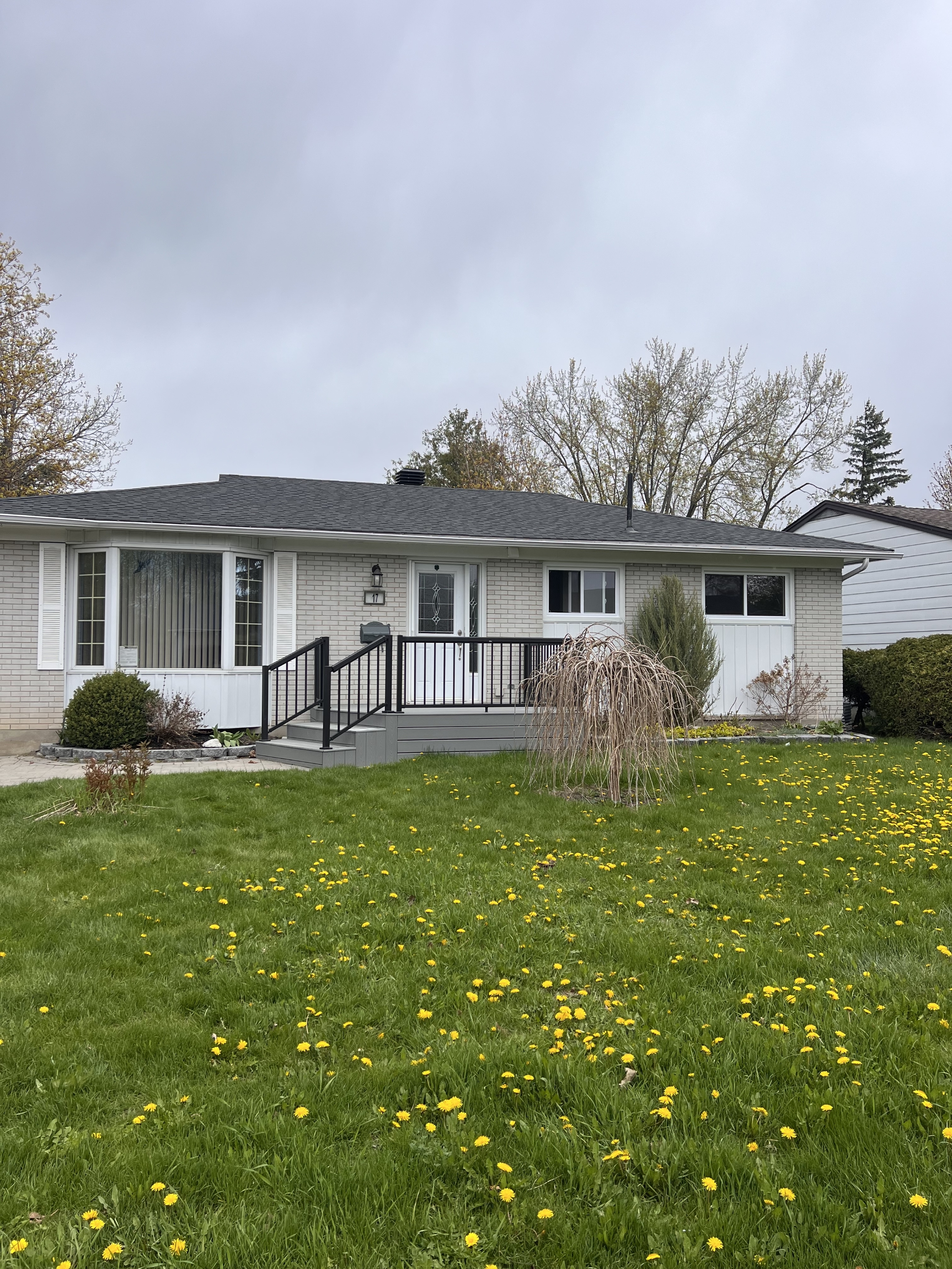 Ottawa Condo: 17 Canfield Road - 1