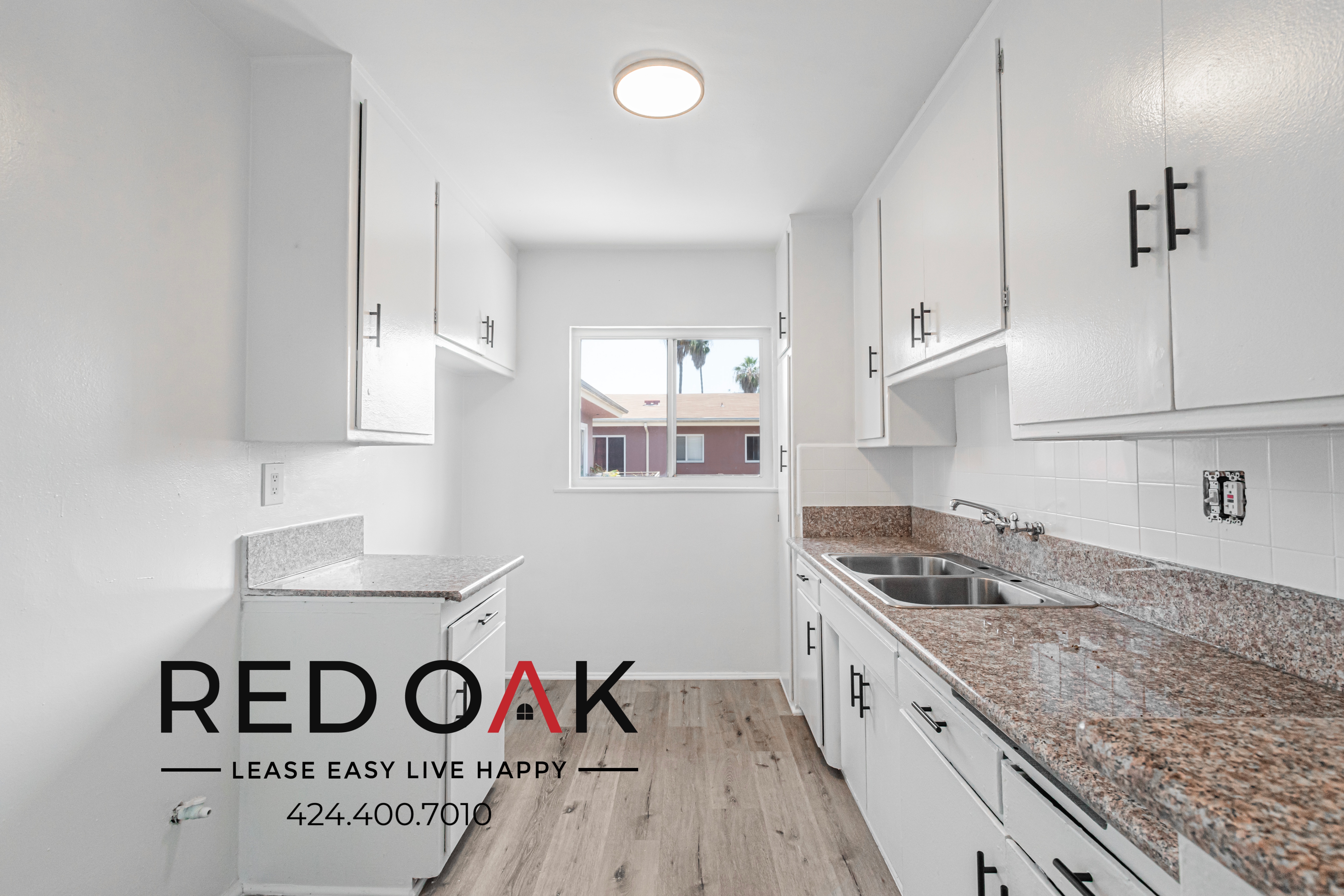 Los Angeles Condo: 3925 Roxanne Ave