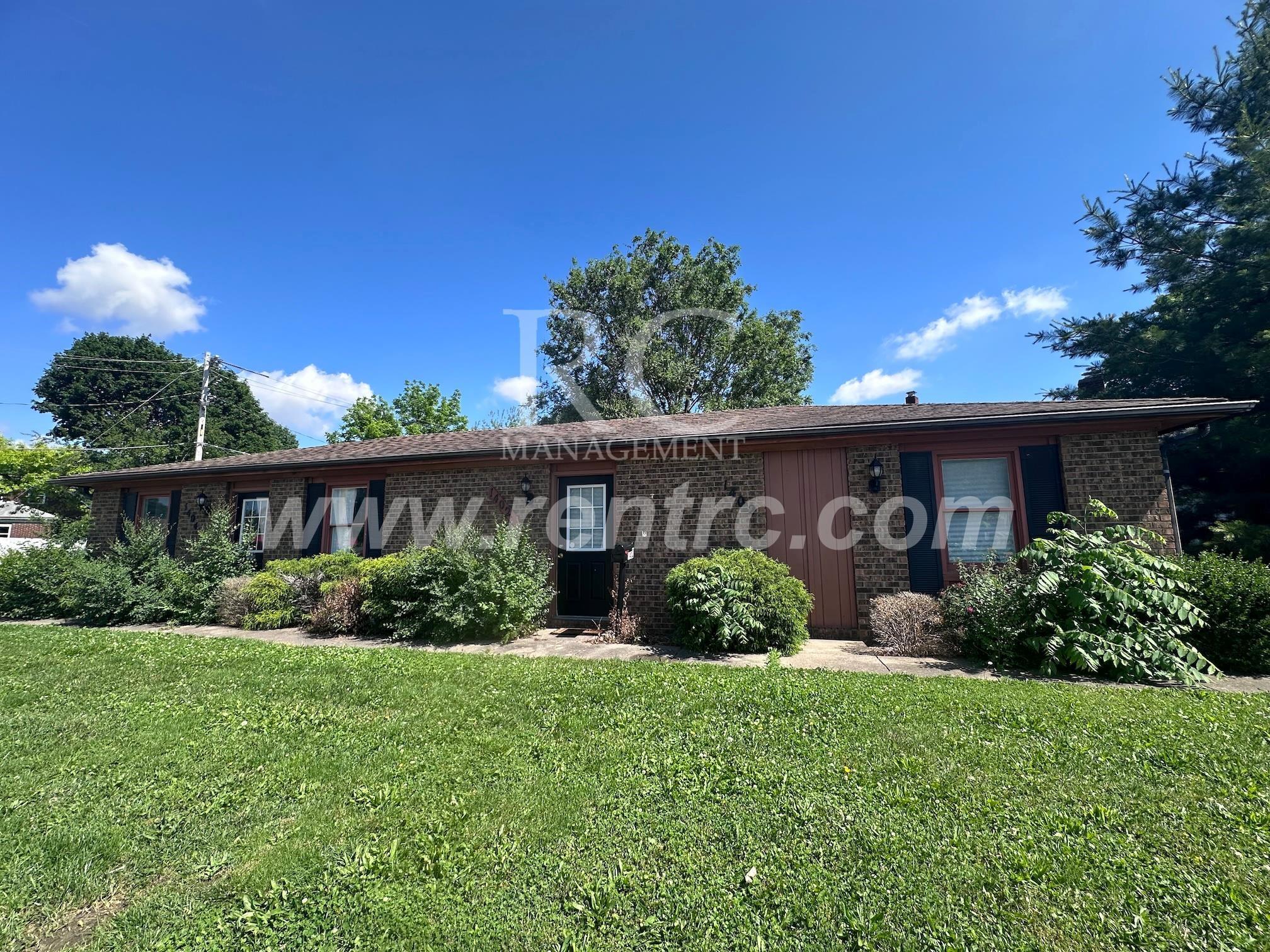 Danville House: 1402 Main