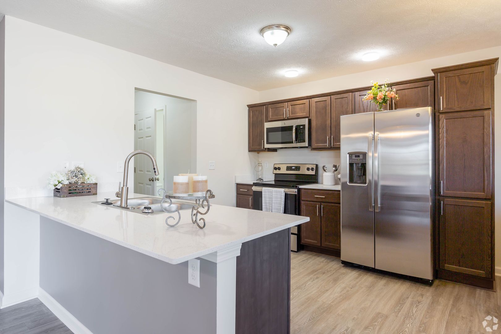 Webster Condo: 167 Redon Circle