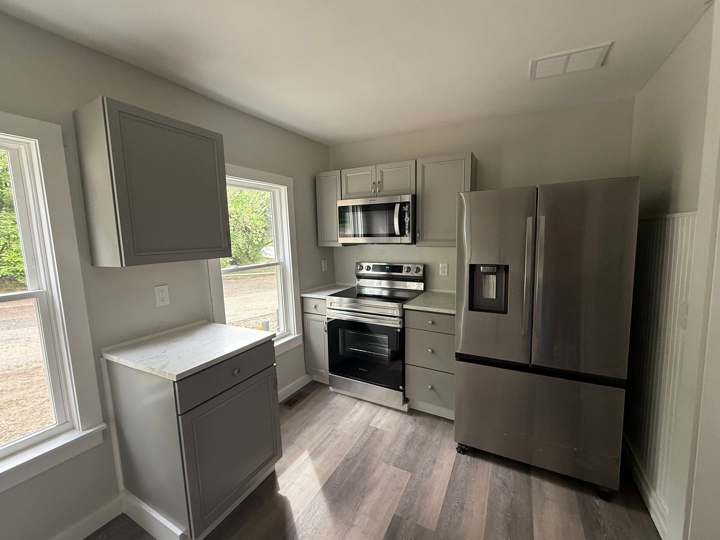 Franklin Condo: 186 West Bow St