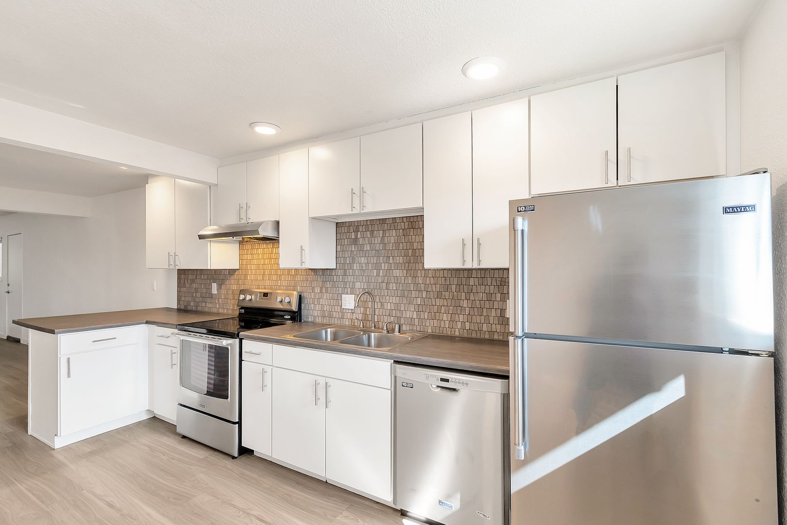 Lakewood Apartment: 1220 Wadsworth Blvd