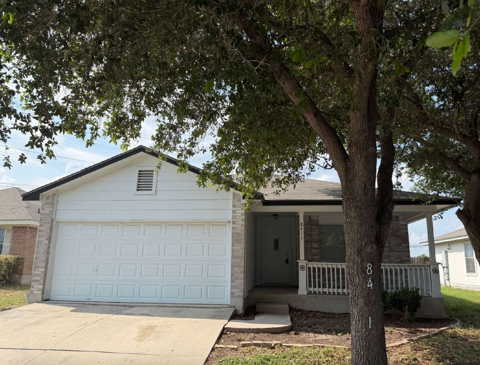 Converse House: 8411 Crinum Lily Dr