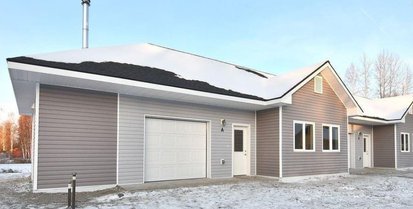North Pole Condo: 2418 Homestead Dr