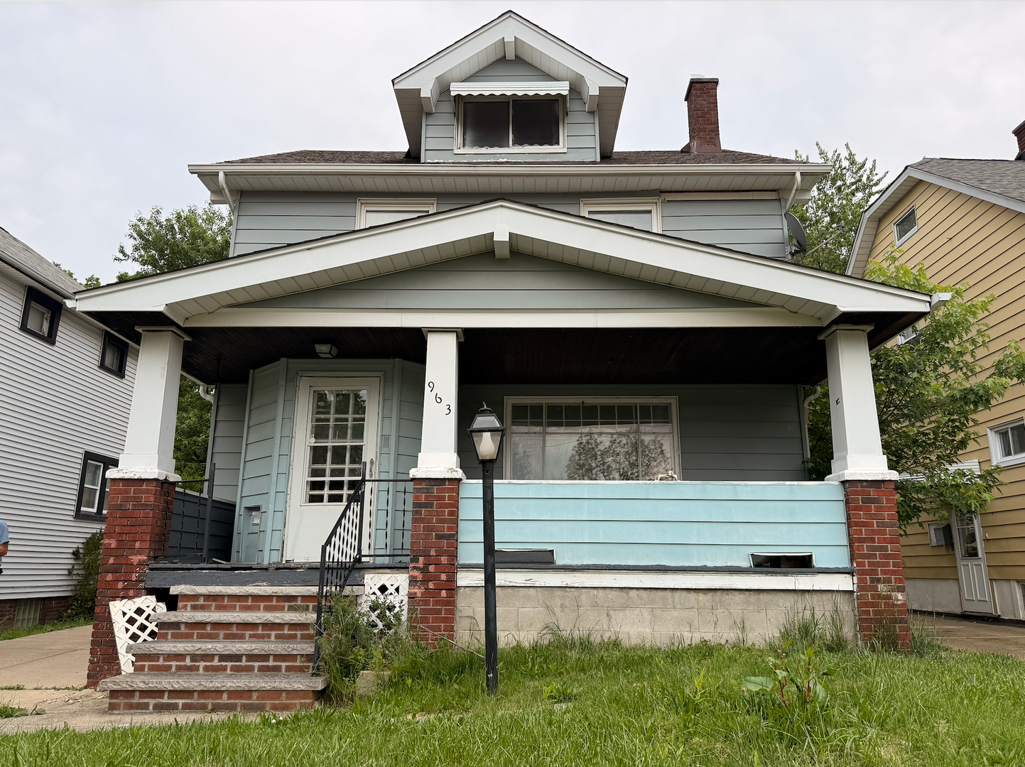 Cleveland Heights House: 963 Selwyn Road