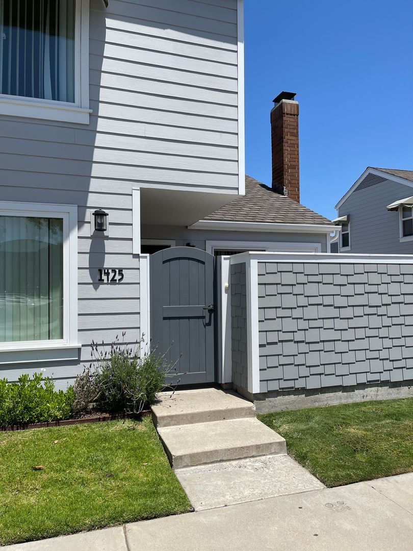 Coronado House: 1425 1st Street