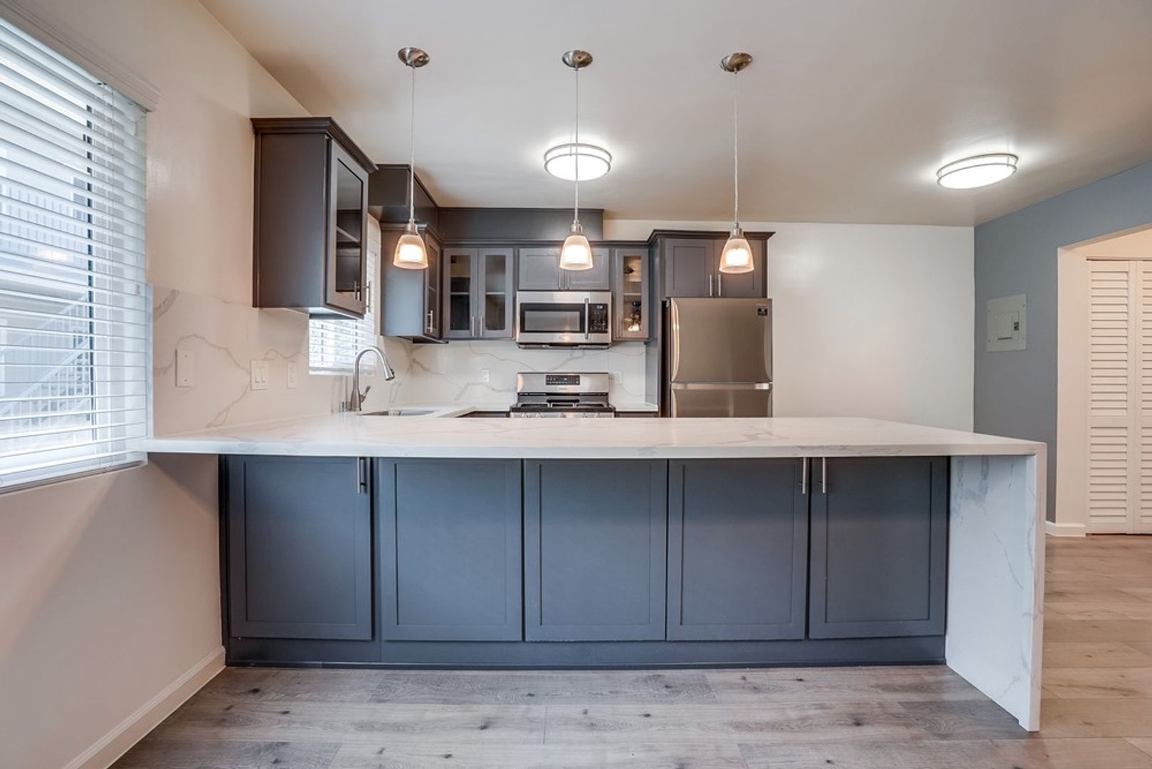 Inglewood Condo: 822 N Inglewood Ave