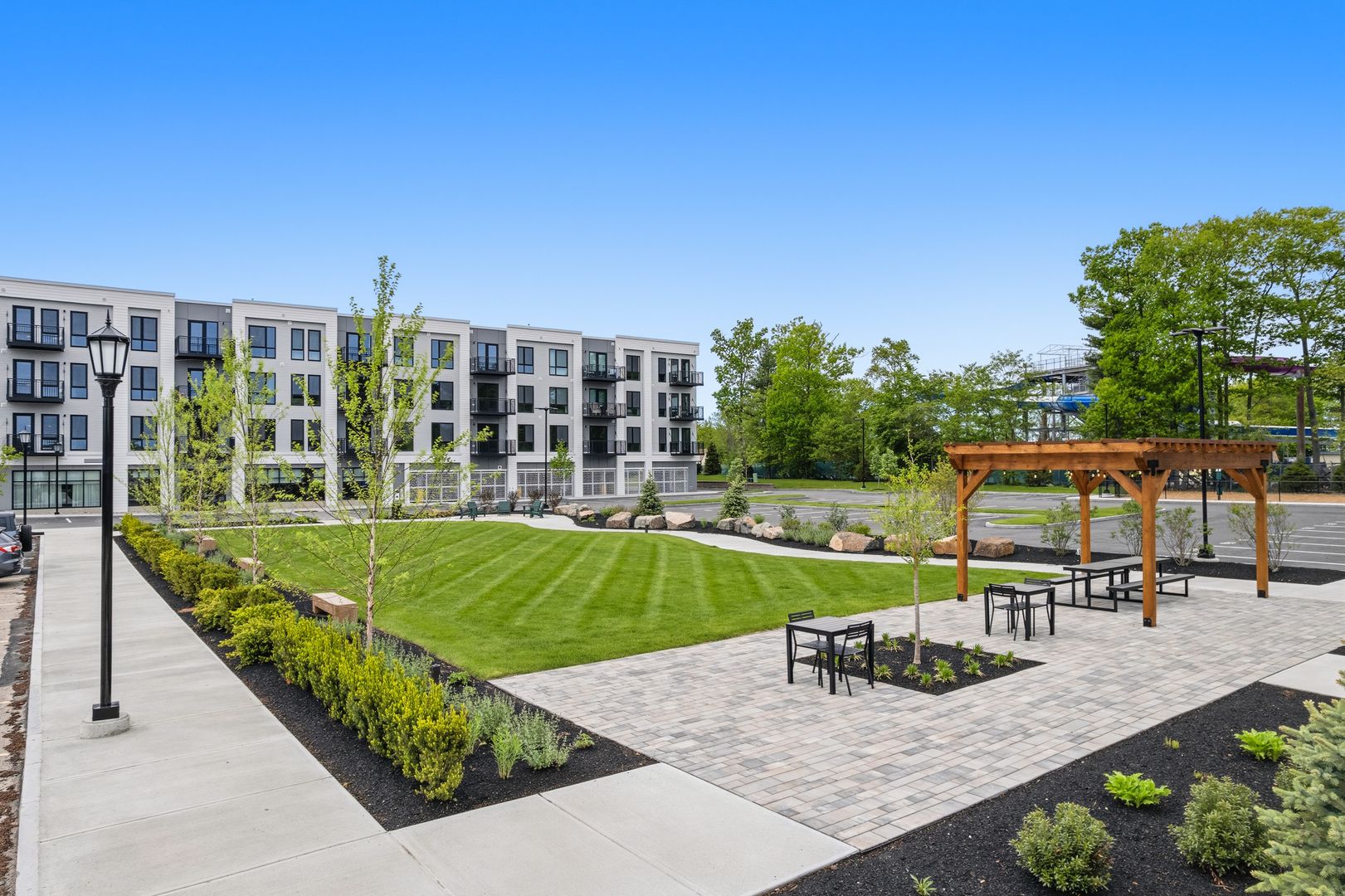 Portsmouth House: 2454 Lafayette Road