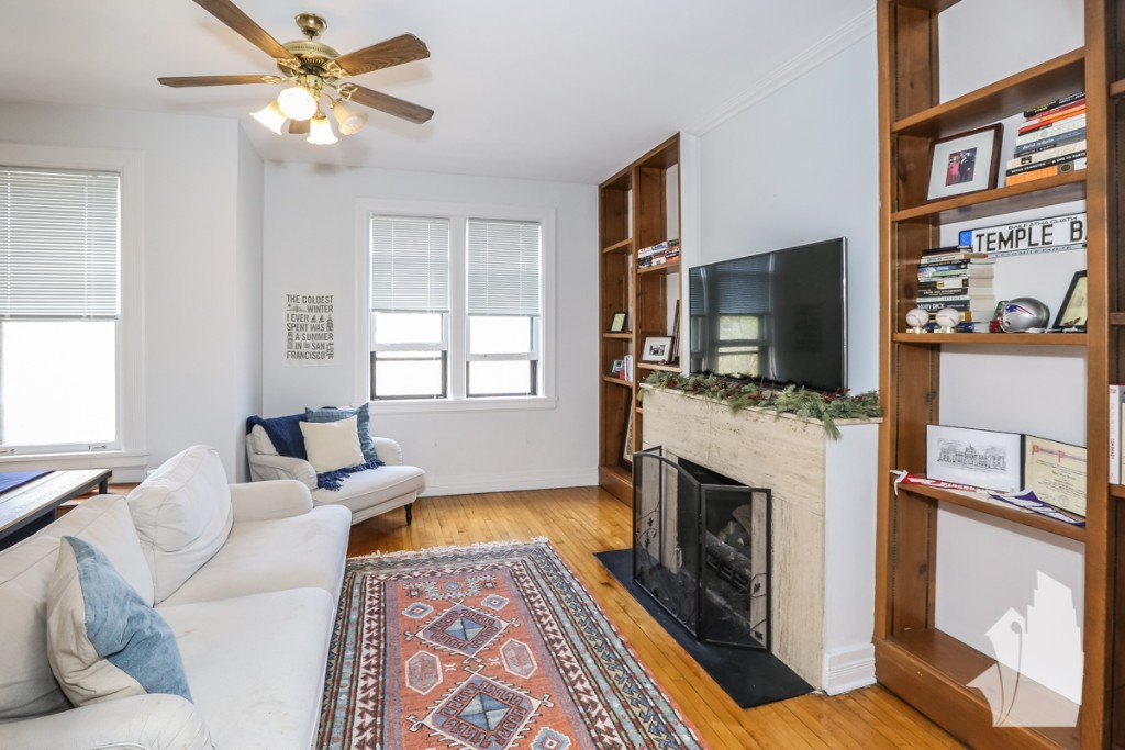Chicago Condo: 1851 North Lincoln Avenue
