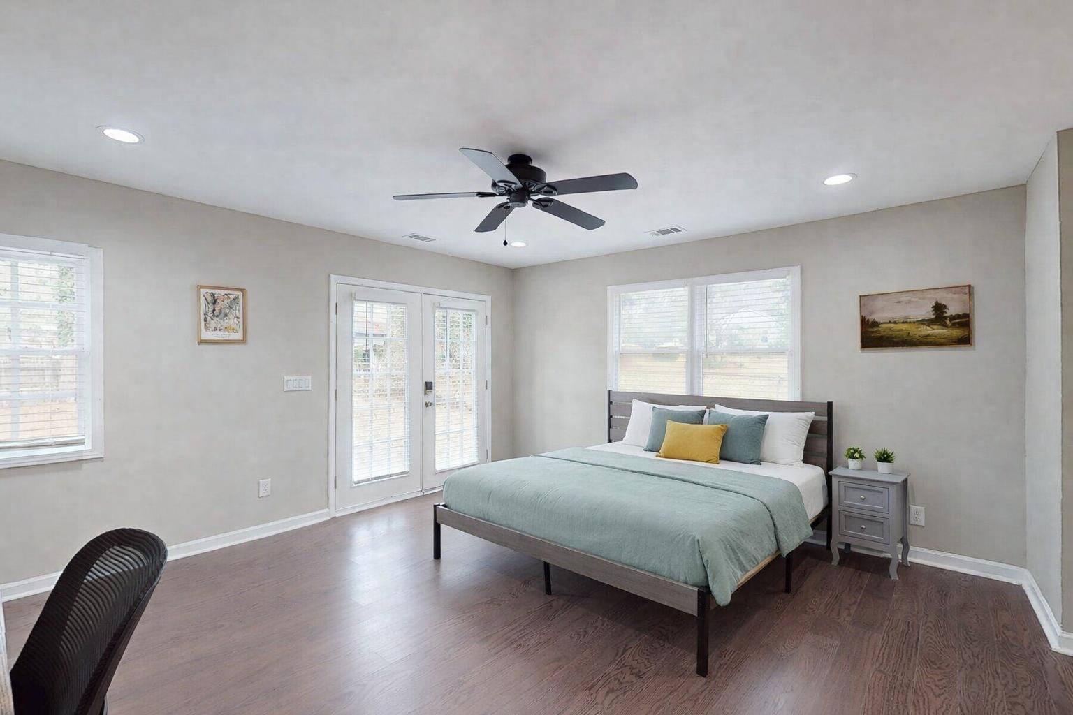 Decatur House: 3302 McAfee Rd