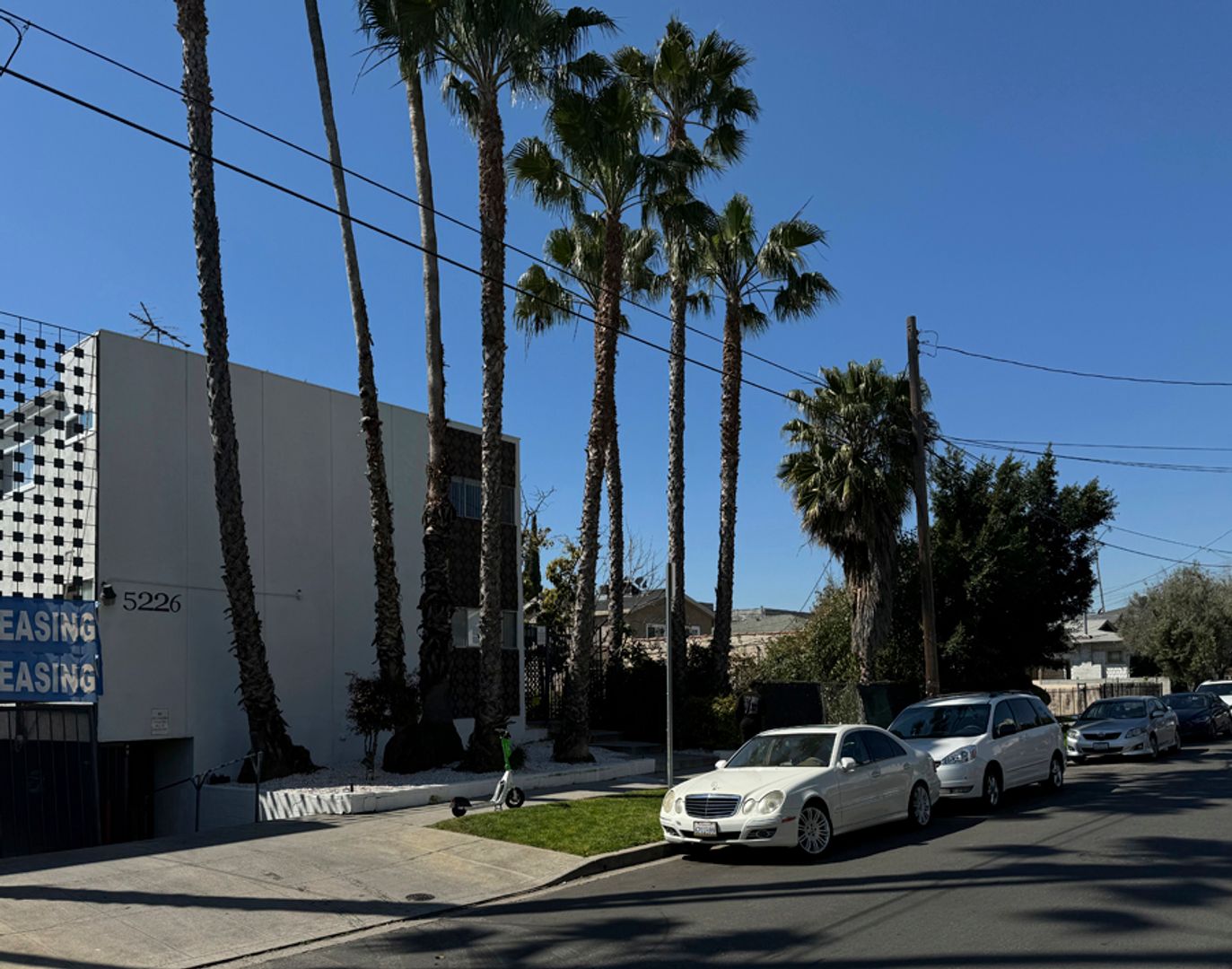 Los Angeles Condo: 5226 Lexington Ave.