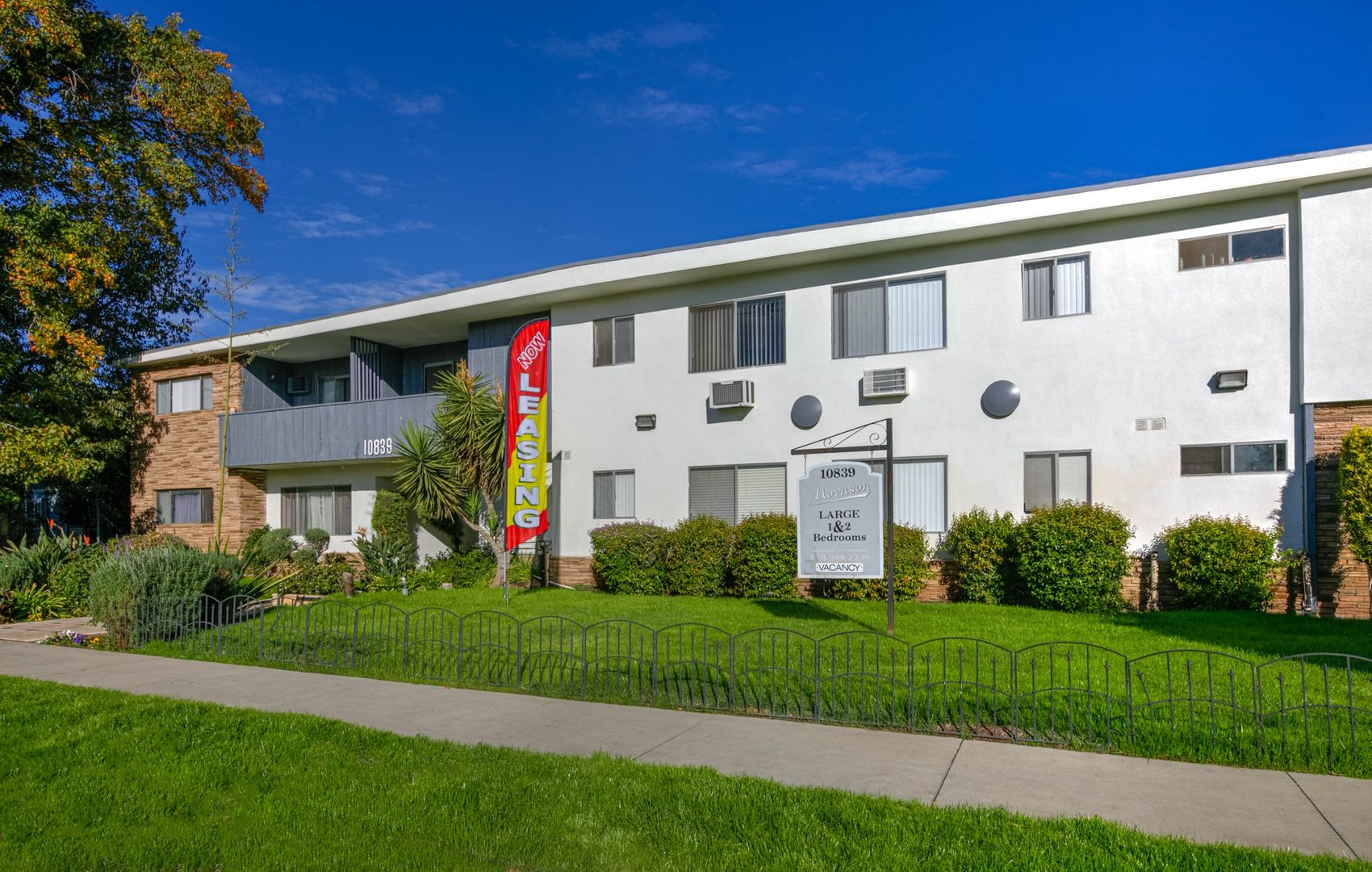 North Hollywood Condo: 10839 Morrison St.