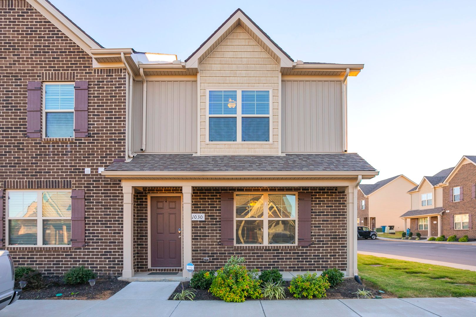 Smyrna House: 1030 Leadville Dr